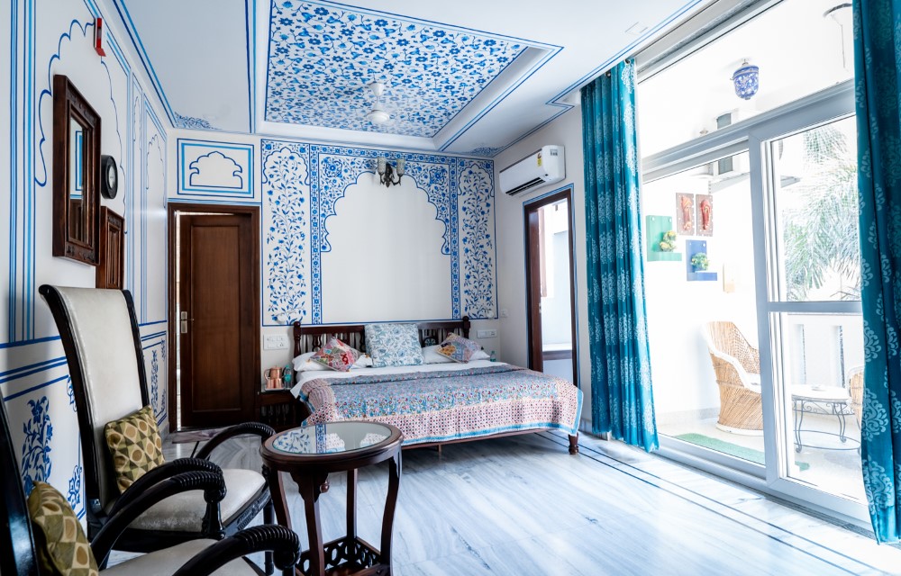 Heritage Classic Room